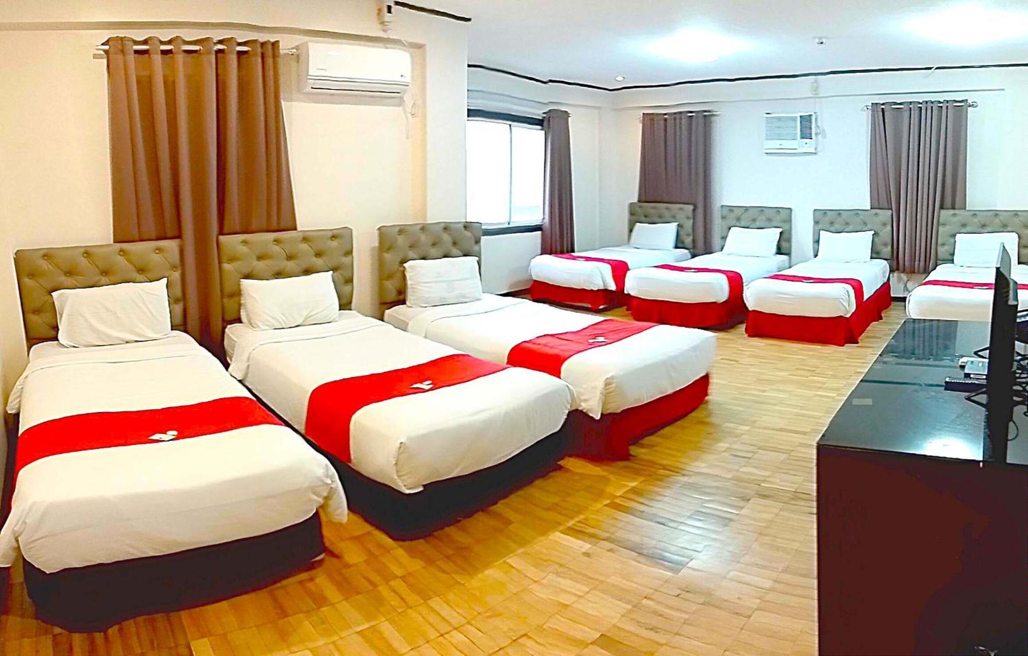 The Humbertos Hotel Davao City Exterior foto