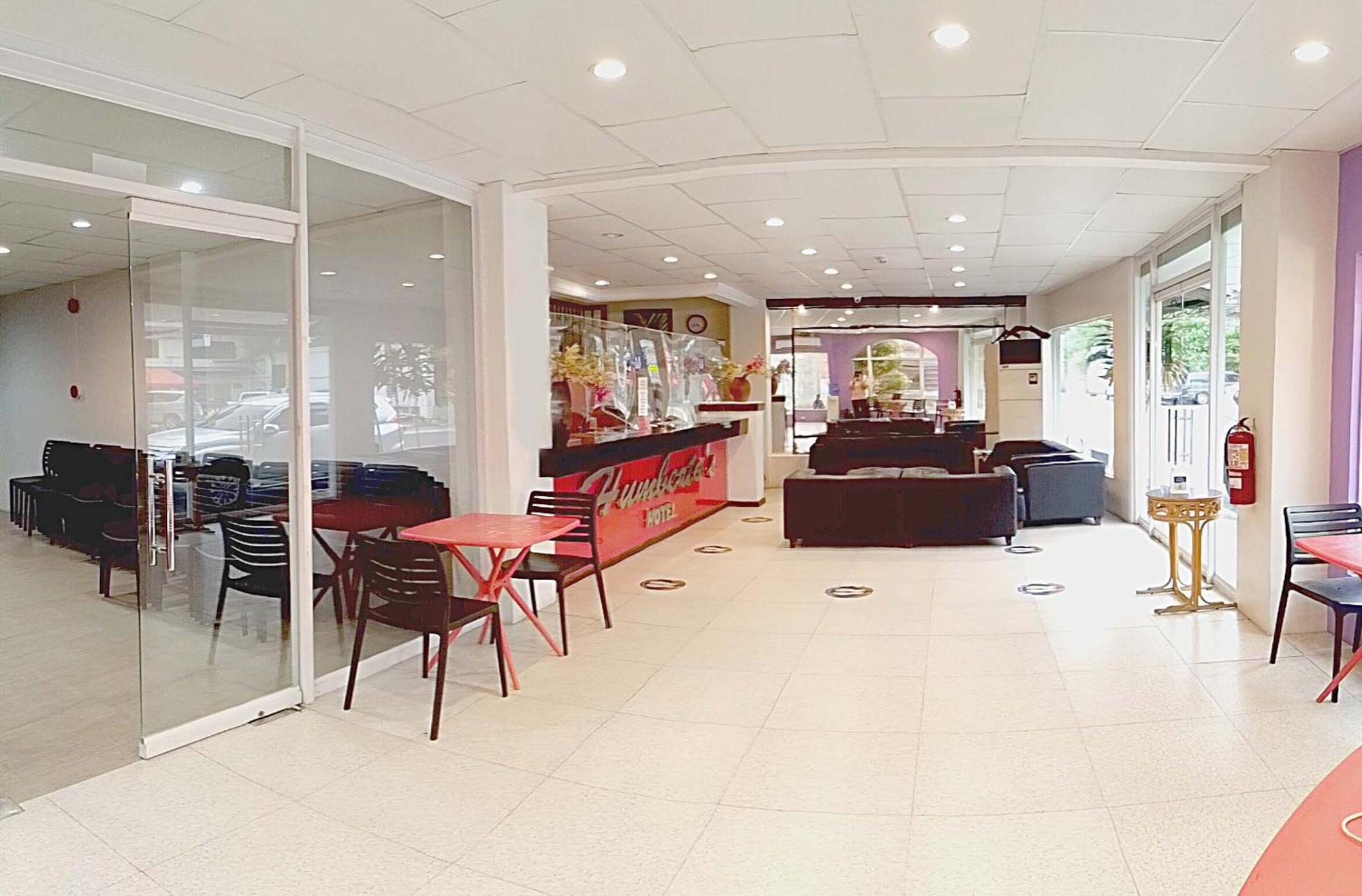 The Humbertos Hotel Davao City Exterior foto